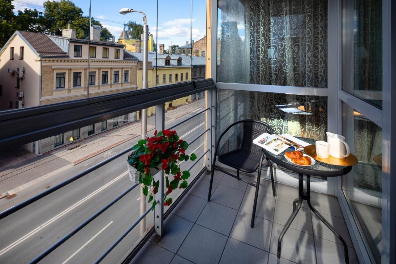 Ziedondarza Park One Bedroom Apartment With Balcony Riga Exteriör bild
