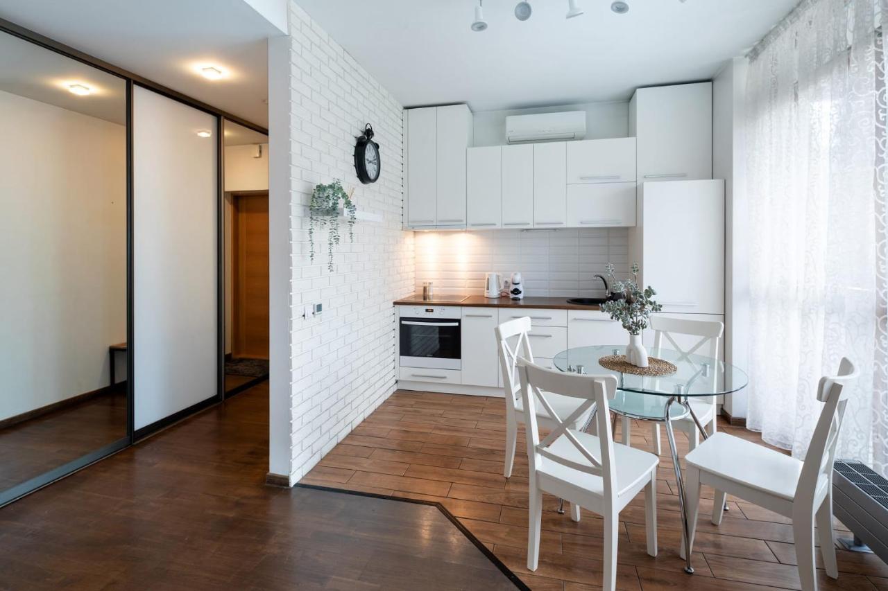 Ziedondarza Park One Bedroom Apartment With Balcony Riga Exteriör bild